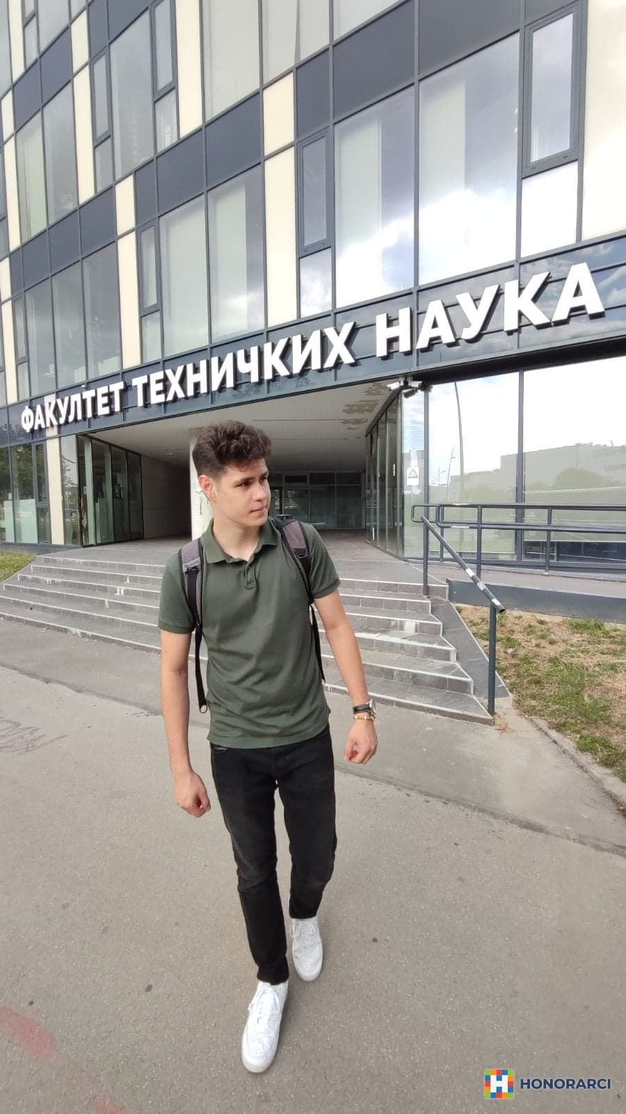 Student Softverskog inženjerstva na FTN-u u Novom Sadu, nudim privatne časove matematike za osnovce i srednjoškolce, sa fokusom na pripremu prijemnog i maturskog ispita. - slika 1