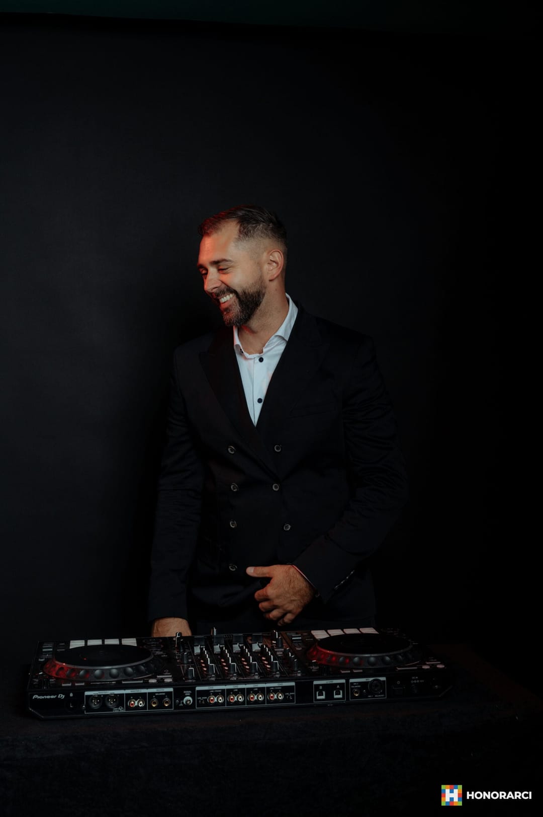 DJ za proslave Beograd – Profesionalni DJ za svadbe, rođendane i sve vrste događaja – slika 2